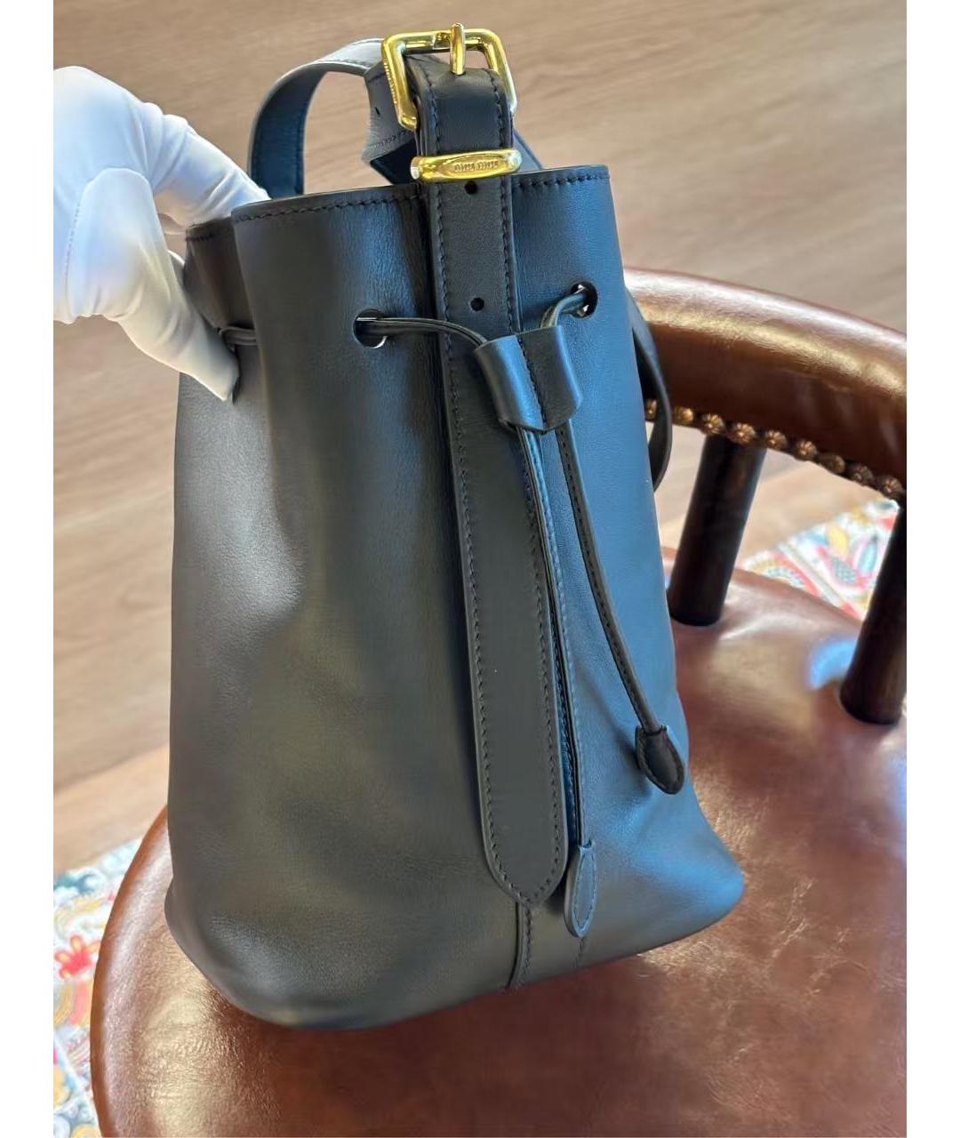 MIU MIU Черная кожаная сумка через плечо, фото 3