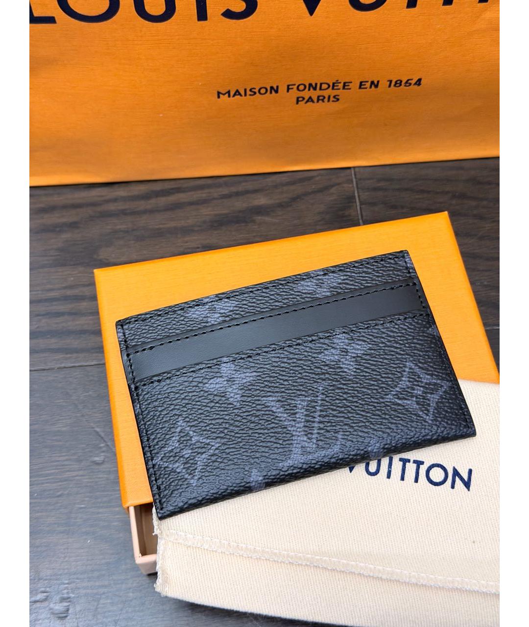 LOUIS VUITTON Черный кожаный кардхолдер, фото 3