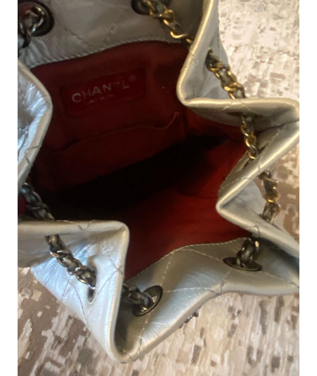 CHANEL Серебрянный кожаный рюкзак, фото 4