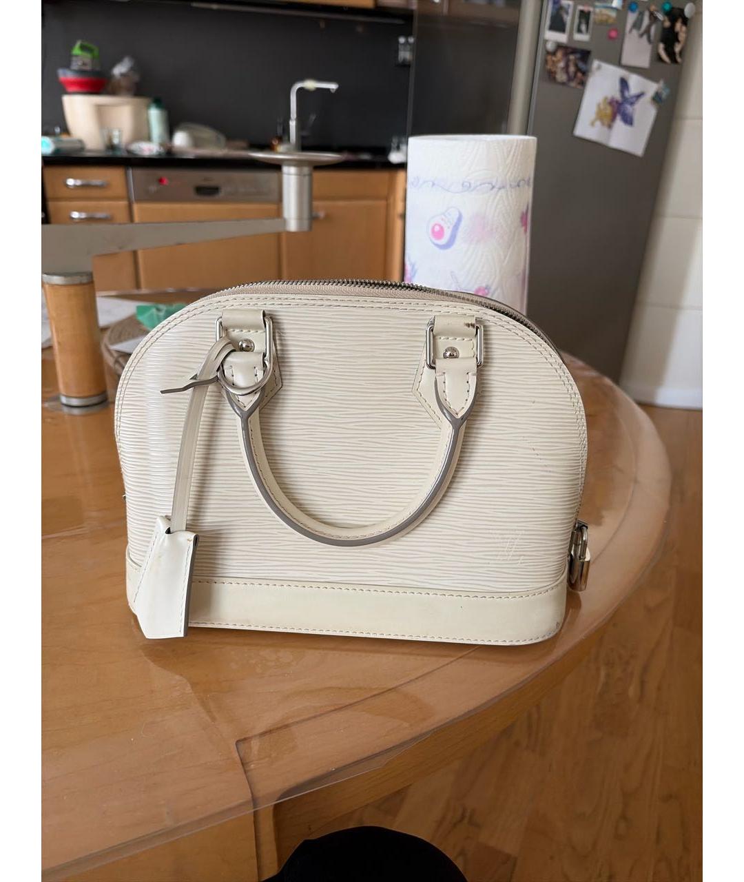 LOUIS VUITTON Бежевая кожаная сумка с короткими ручками, фото 2