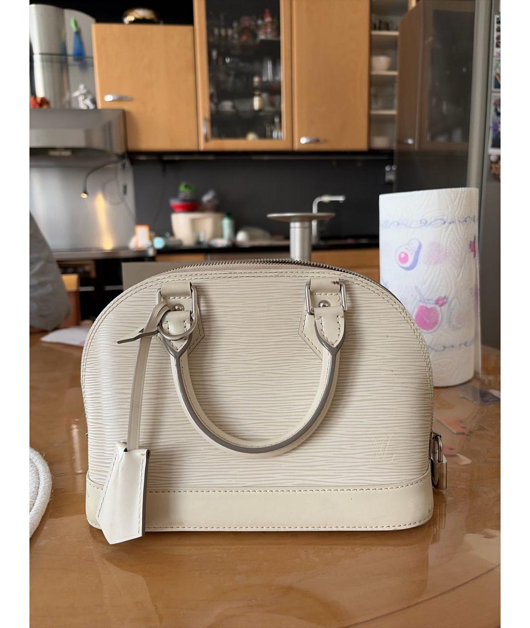 LOUIS VUITTON Бежевая кожаная сумка с короткими ручками, фото 5