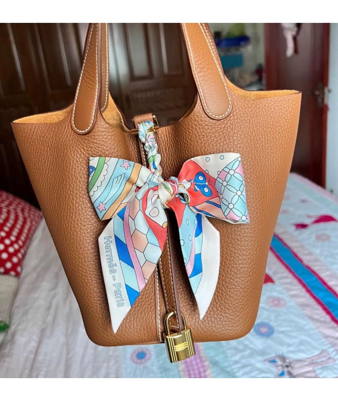 HERMES Оранжевый шелковый платок, фото 5