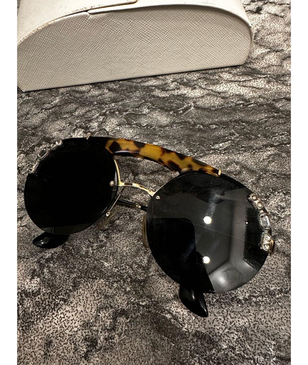 PRADA Черные пластиковые солнцезащитные очки, фото 6