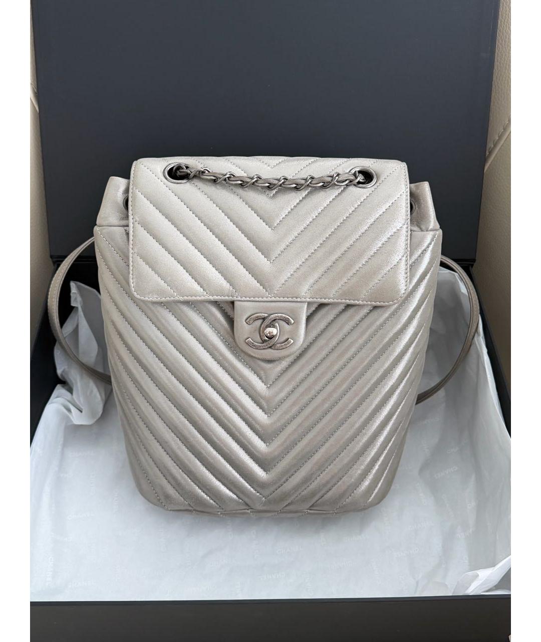 CHANEL Серебрянный кожаный рюкзак, фото 9