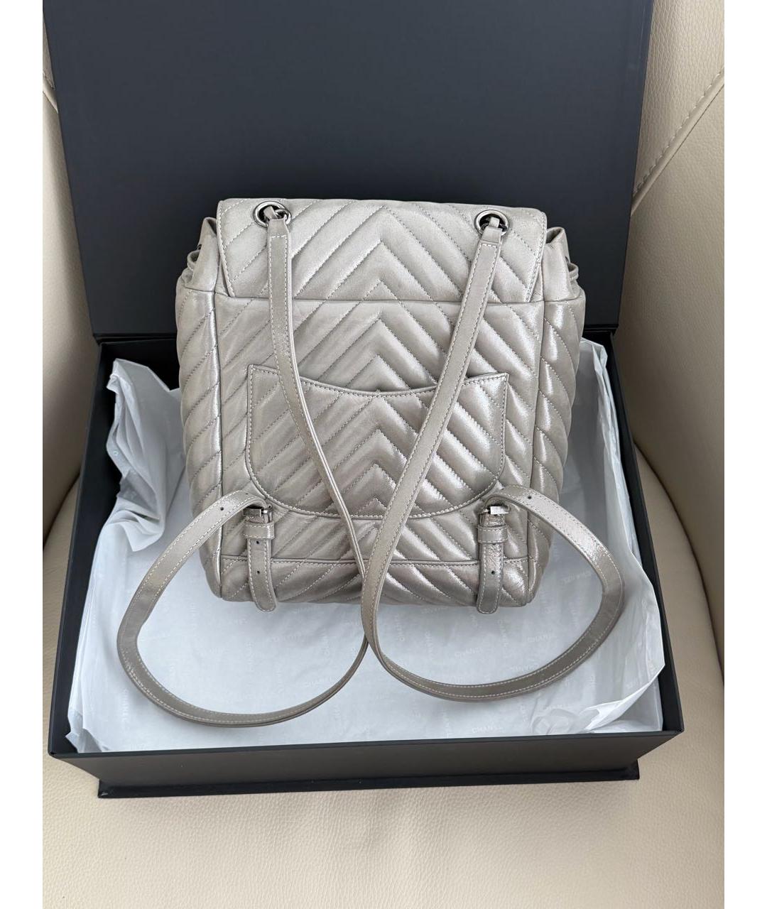 CHANEL Серебрянный кожаный рюкзак, фото 4