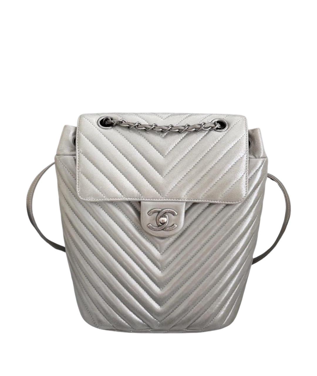 CHANEL Серебрянный кожаный рюкзак, фото 1