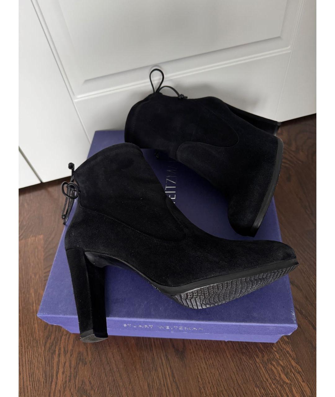 STUART WEITZMAN Черные замшевые ботильоны, фото 6