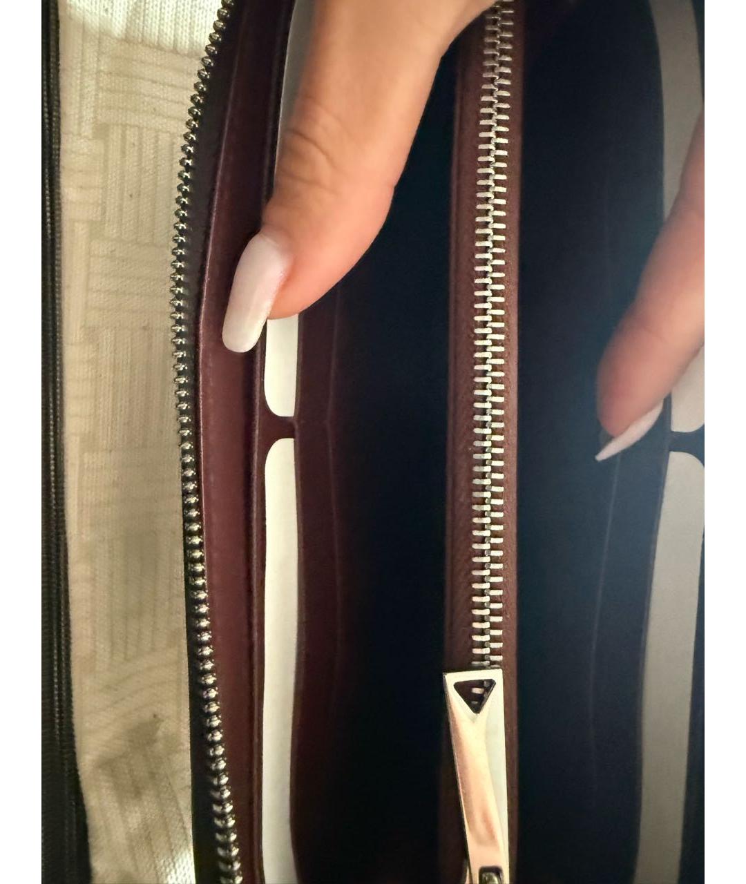 BOTTEGA VENETA Черный кожаный кошелек, фото 3