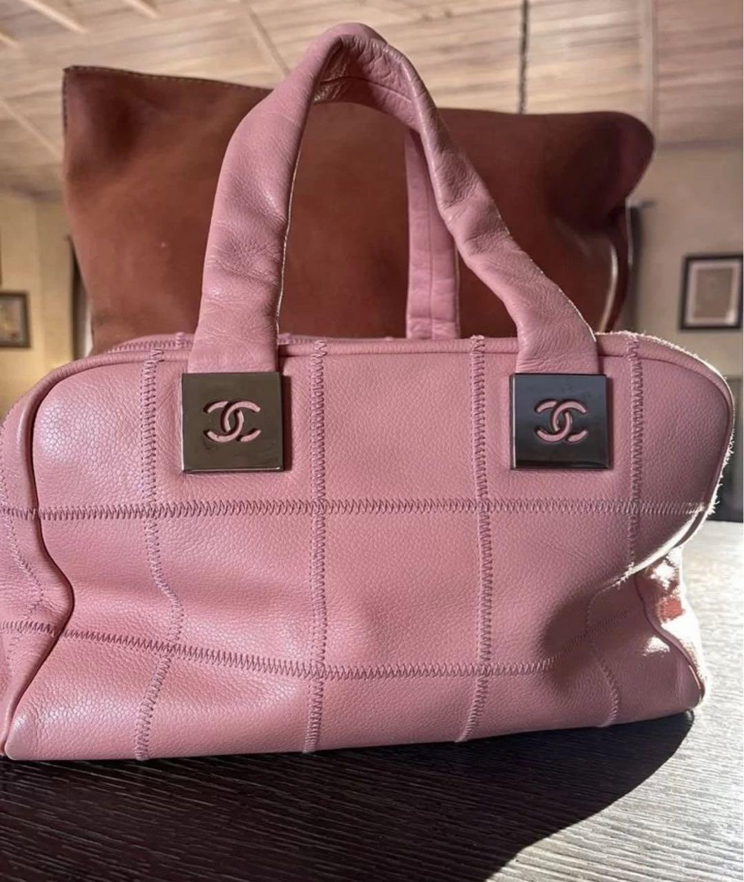 CHANEL Розовая кожаная сумка с короткими ручками, фото 2