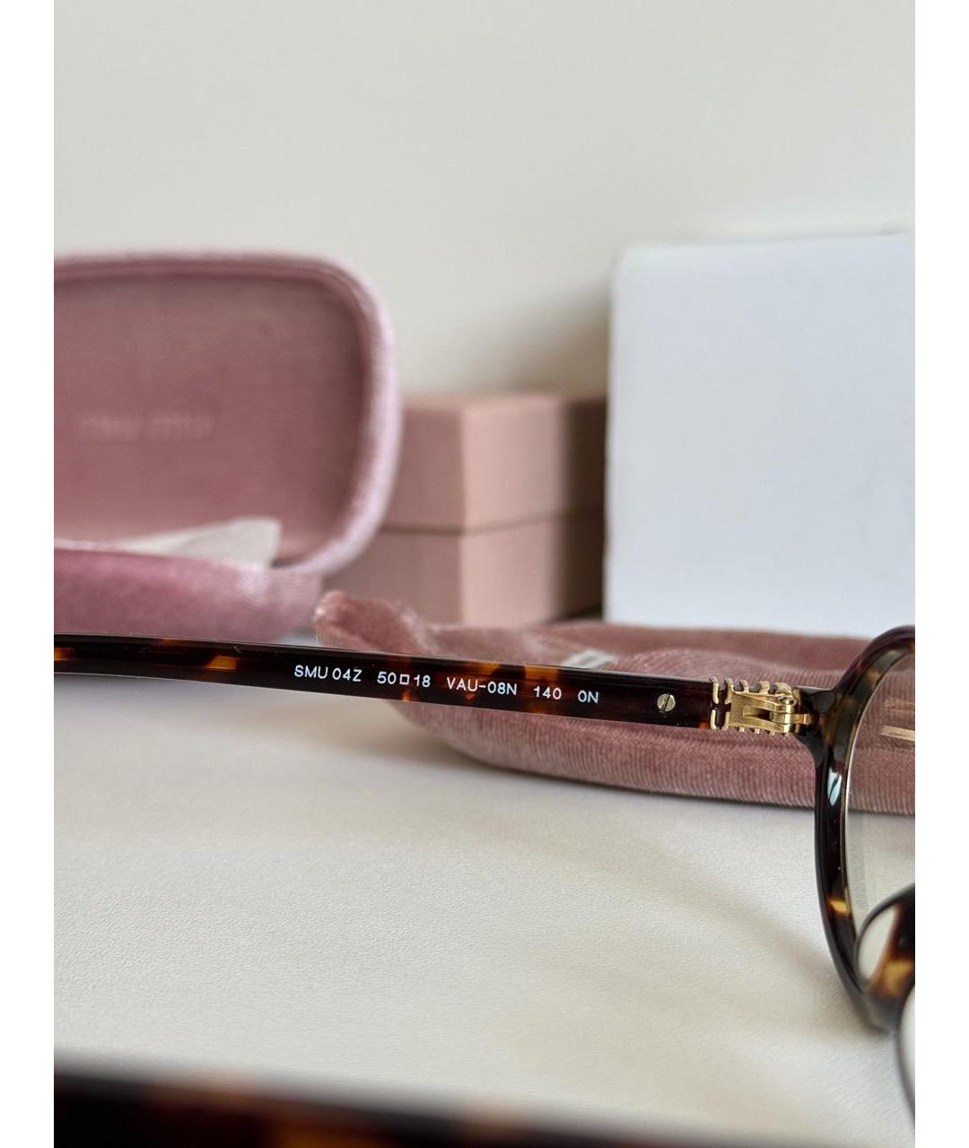 MIU MIU Коричневые пластиковые солнцезащитные очки, фото 7