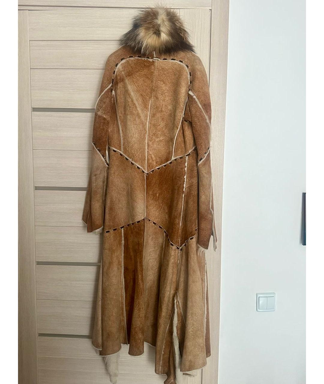 ROBERTO CAVALLI Бежевая замшевая дубленка, фото 2