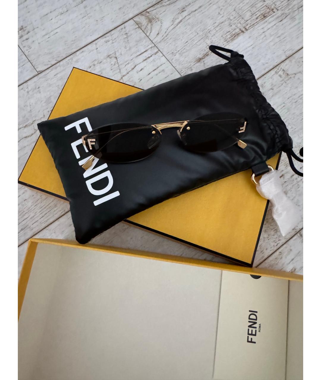 FENDI Золотые металлические солнцезащитные очки, фото 2