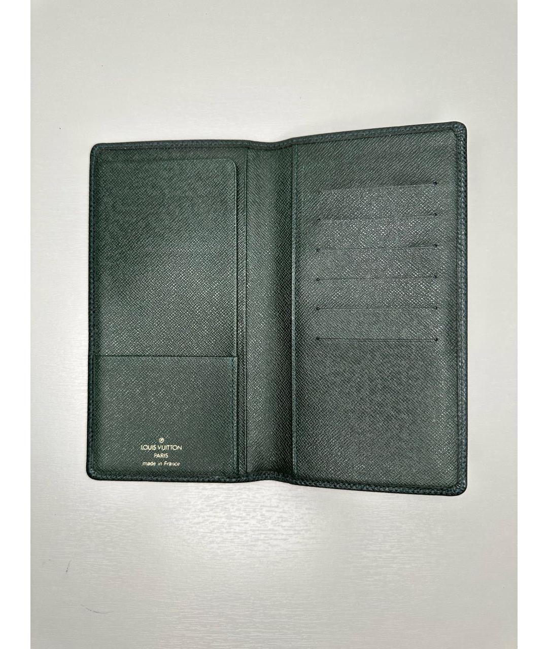 LOUIS VUITTON Зеленый кожаный кошелек, фото 4