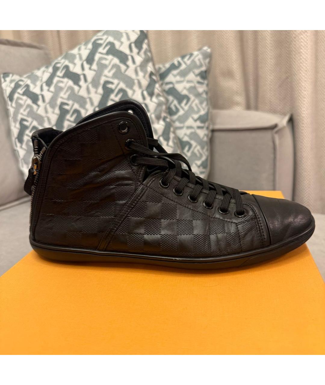 LOUIS VUITTON Черные кожаные высокие кроссовки / кеды, фото 6