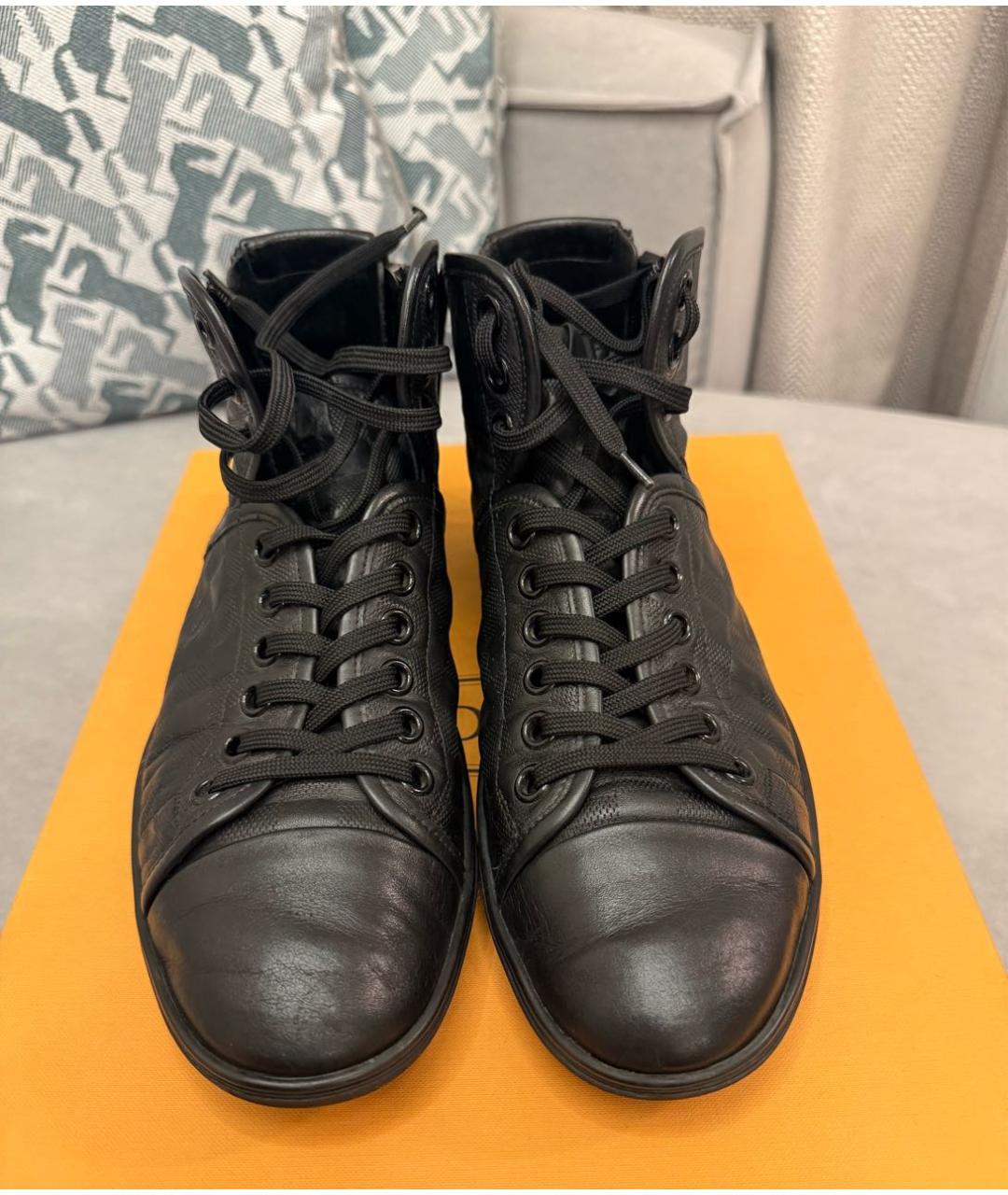 LOUIS VUITTON Черные кожаные высокие кроссовки / кеды, фото 2