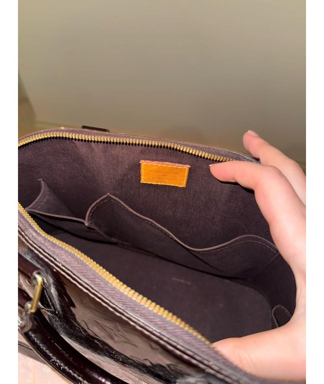 LOUIS VUITTON Фиолетовая сумка с короткими ручками из лакированной кожи, фото 3