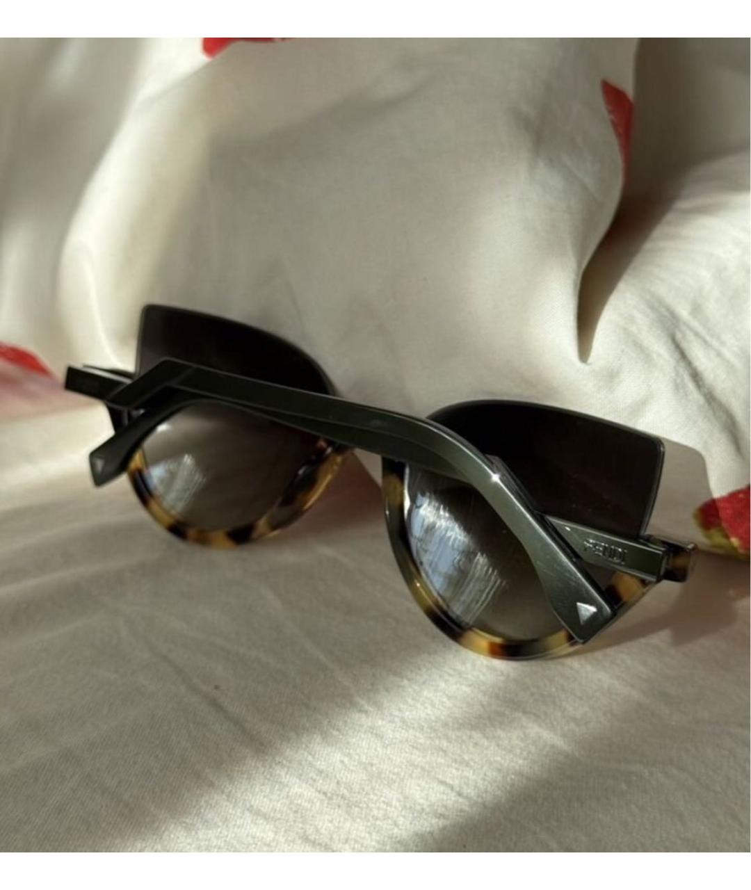 FENDI Мульти пластиковые солнцезащитные очки, фото 2