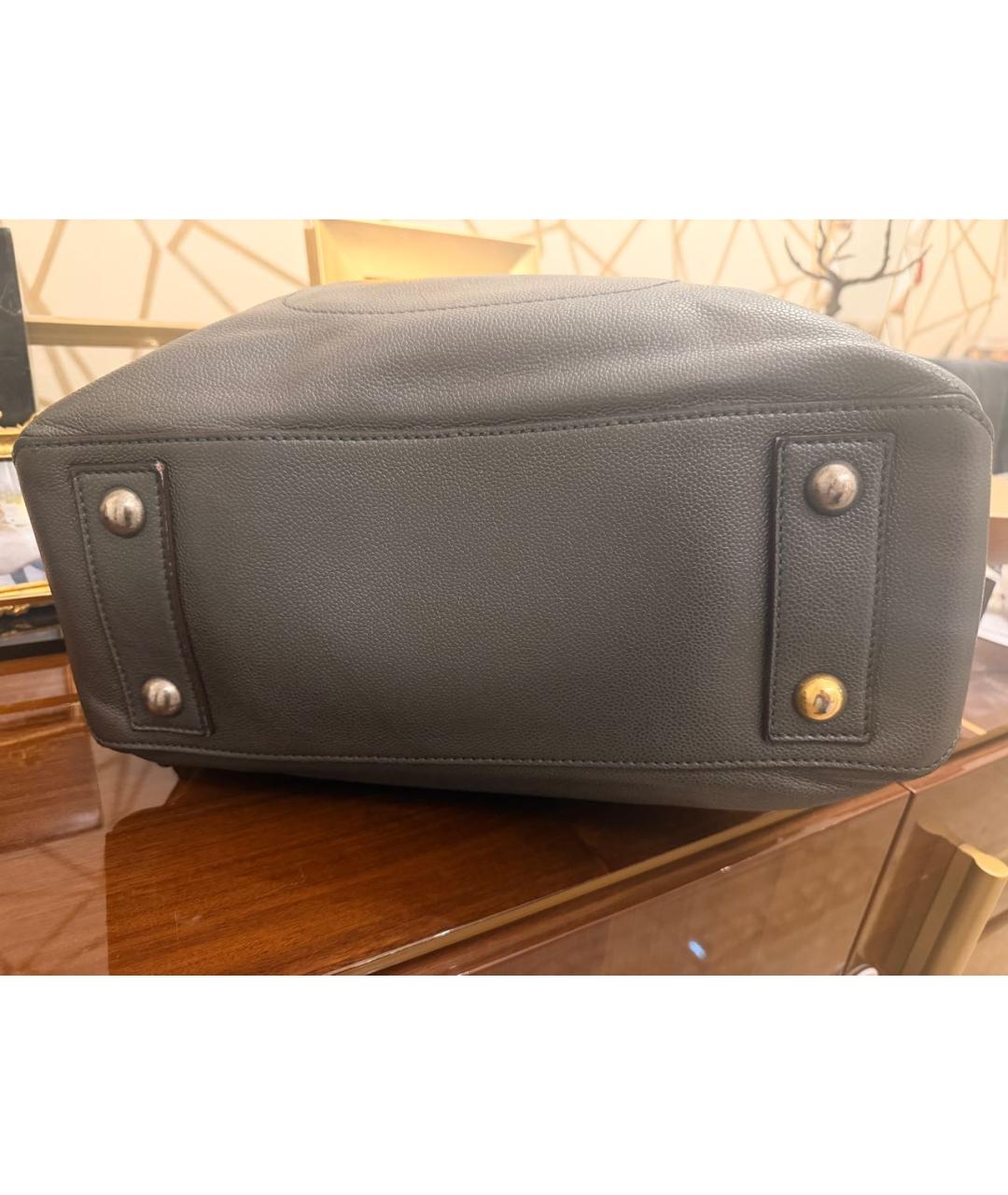 CHANEL Черная кожаная сумка тоут, фото 4