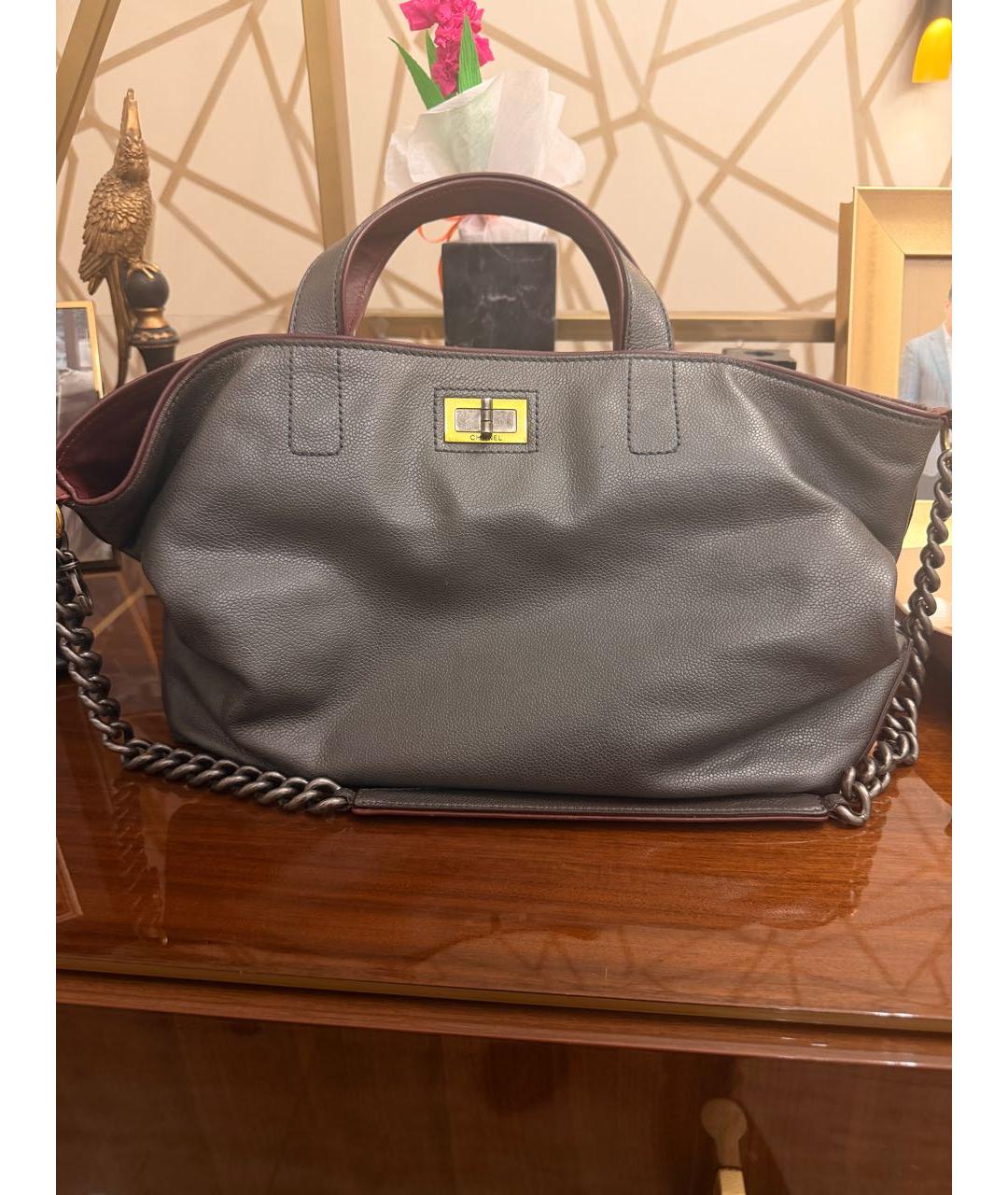 CHANEL Черная кожаная сумка тоут, фото 9