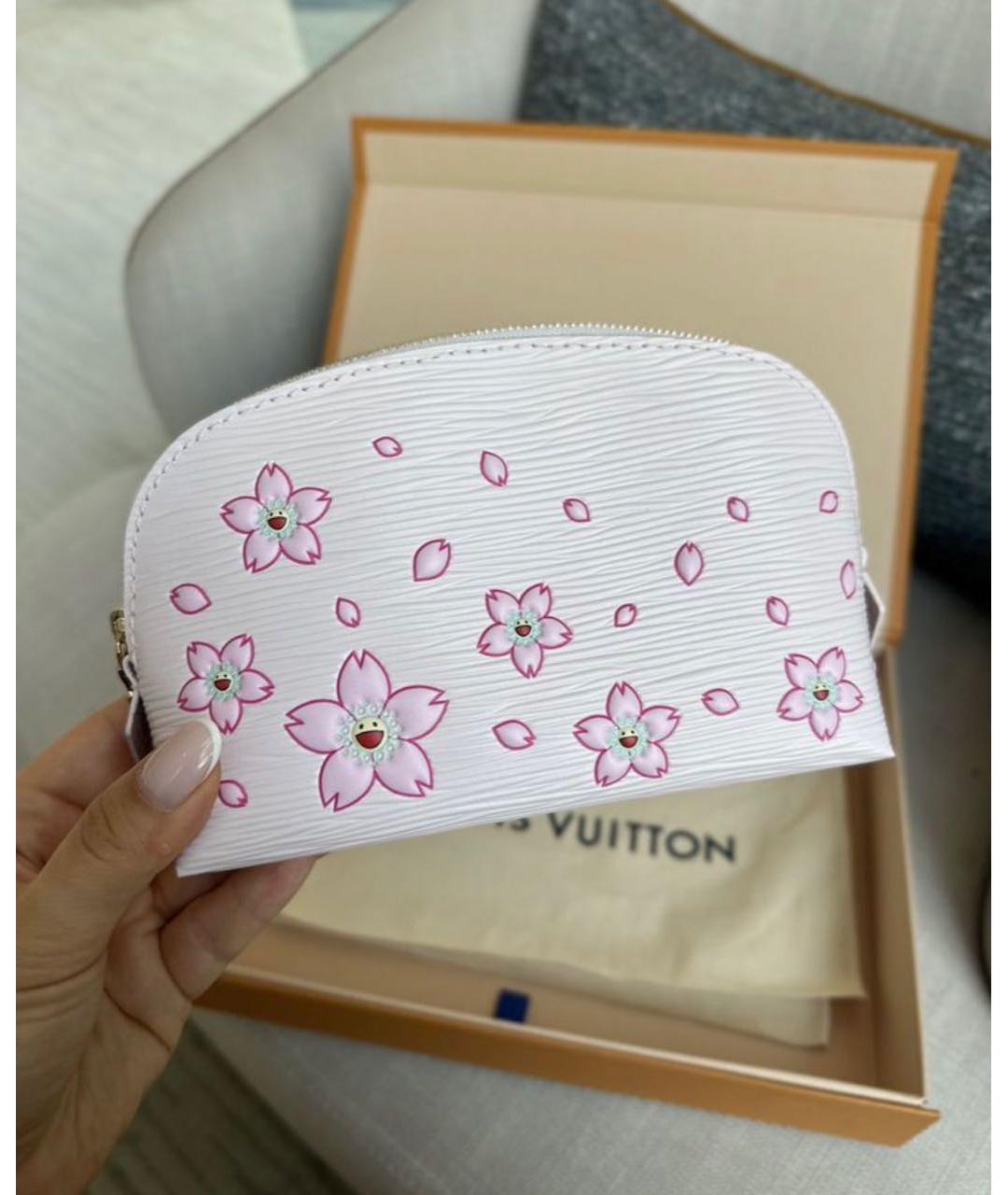 LOUIS VUITTON Розовая кожаная косметичка, фото 3