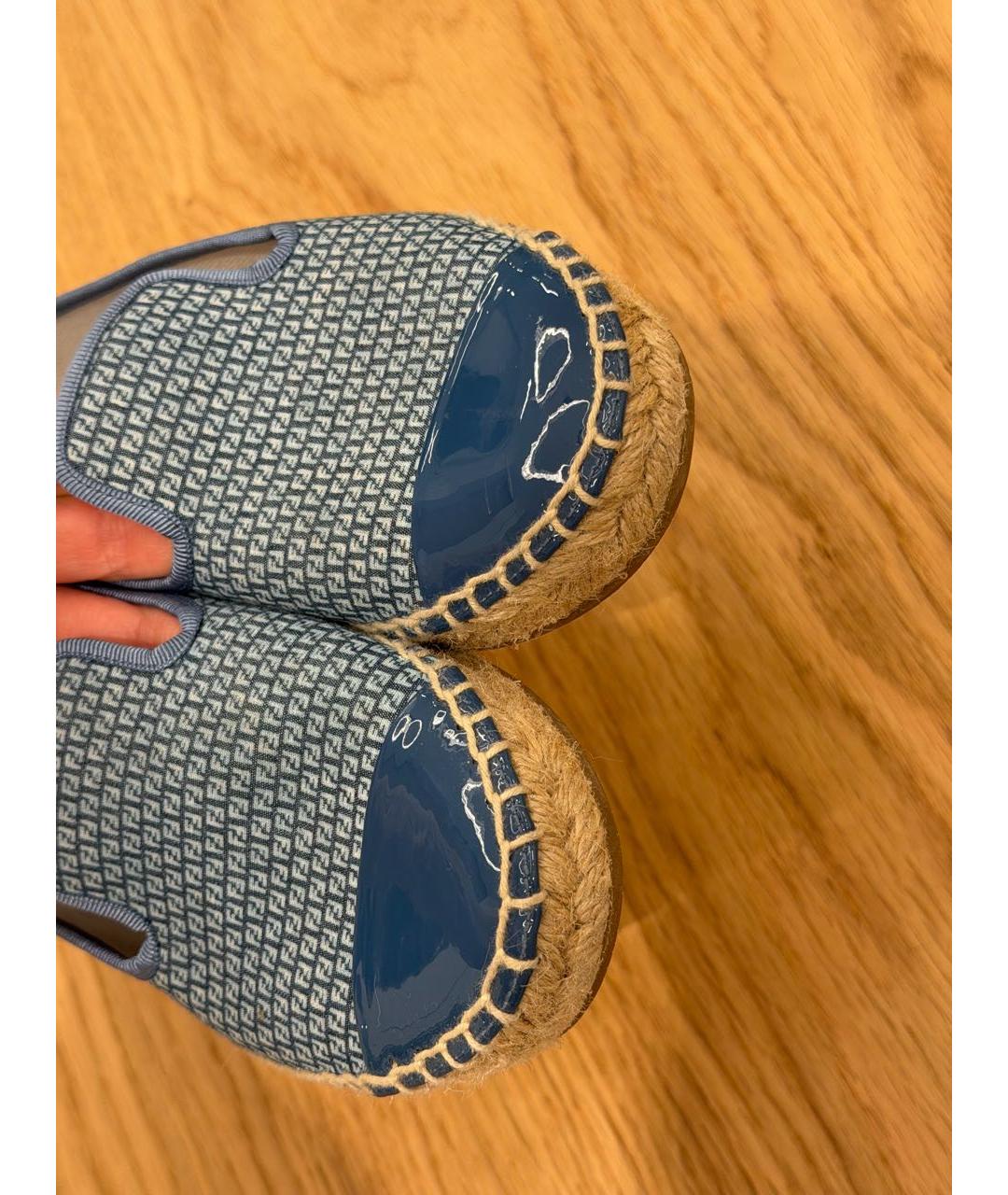 FENDI Голубые текстильные лоферы и мокасины, фото 4