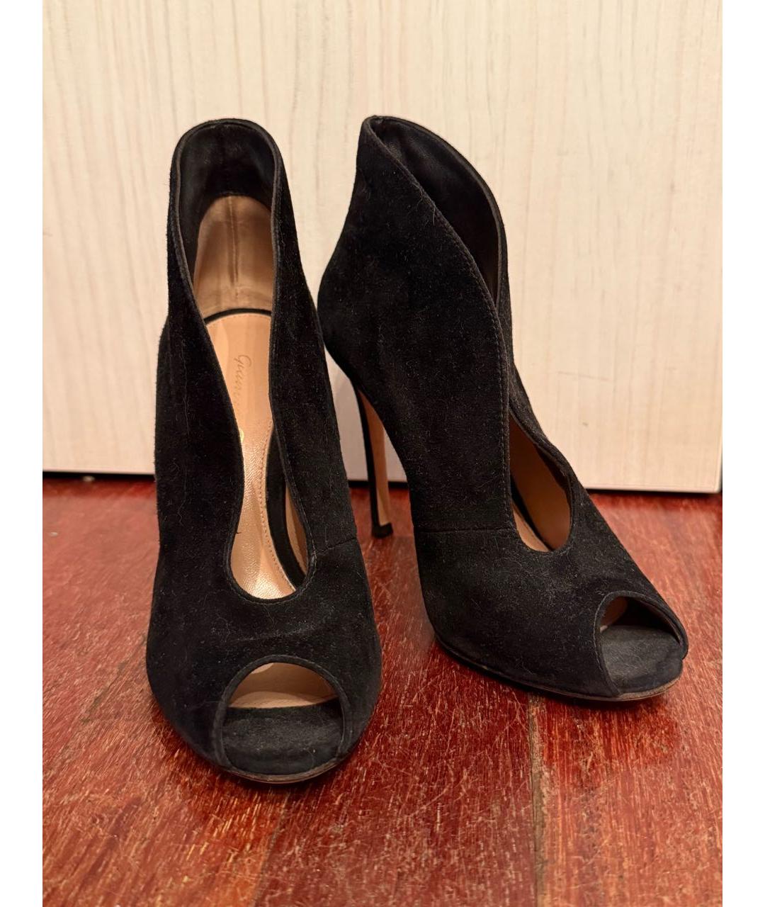 GIANVITO ROSSI Черные туфли, фото 2