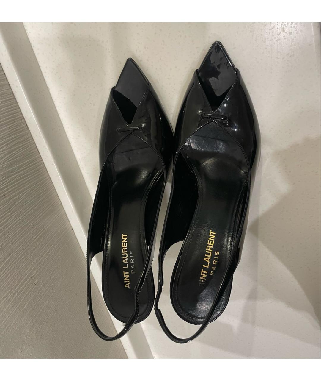 SAINT LAURENT Черные босоножки из лакированной кожи, фото 3