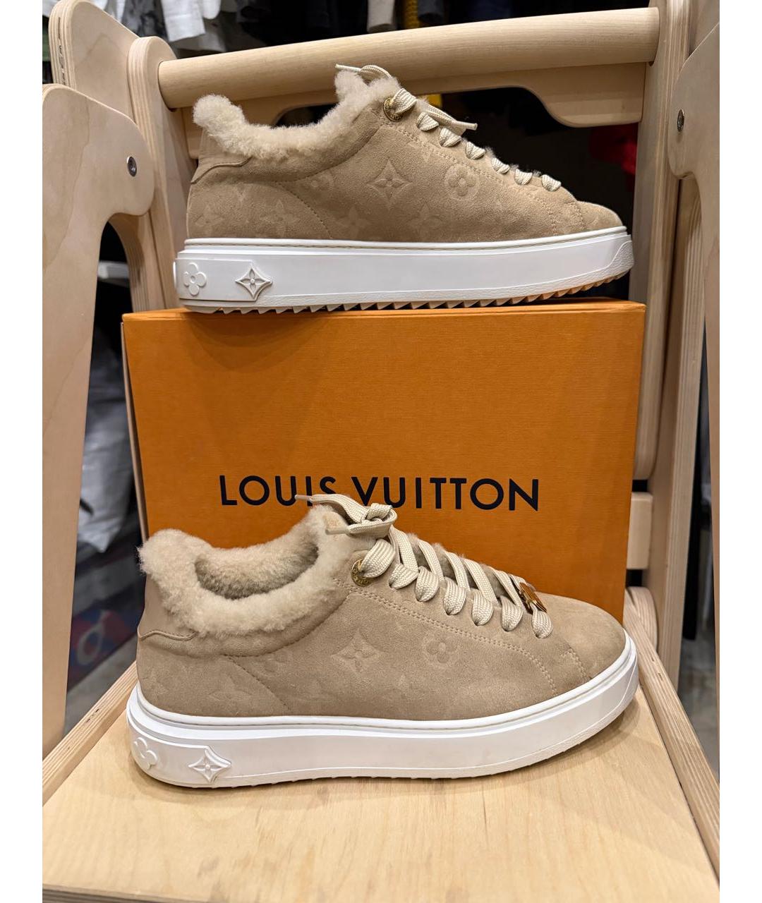 LOUIS VUITTON Бежевые замшевые кроссовки, фото 8