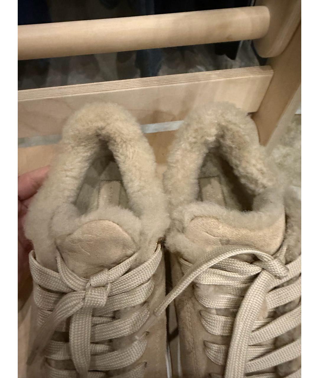 LOUIS VUITTON Бежевые замшевые кроссовки, фото 2