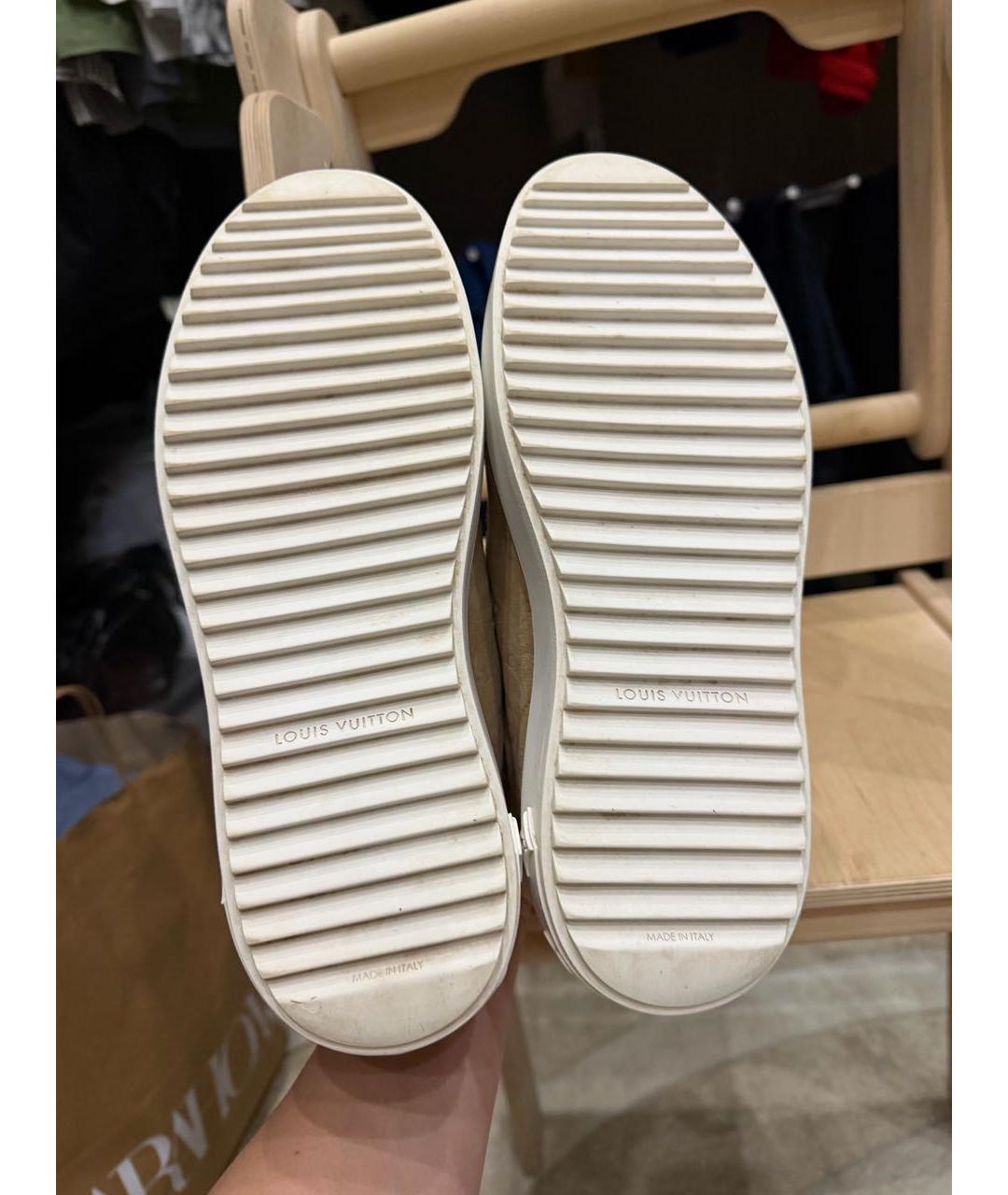 LOUIS VUITTON Бежевые замшевые кроссовки, фото 4