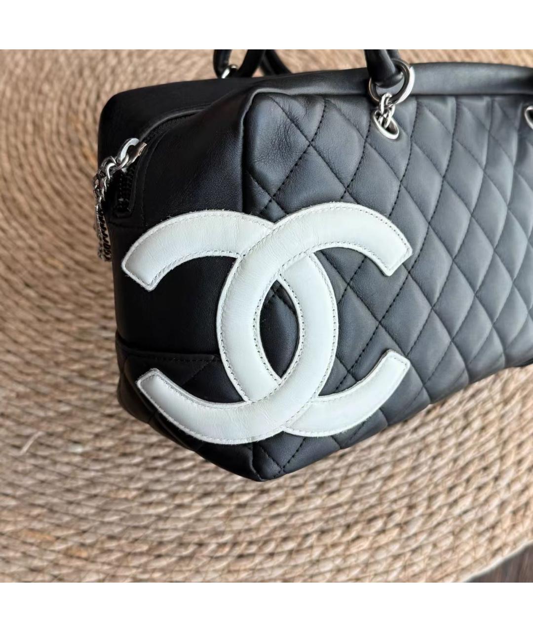 CHANEL Черная кожаная сумка через плечо, фото 3