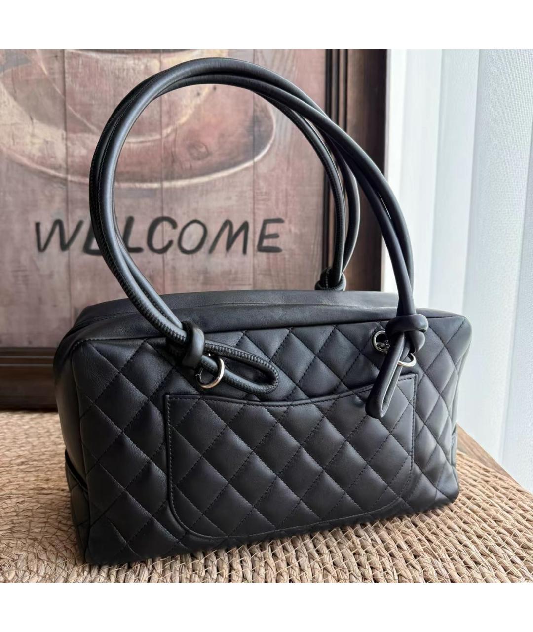 CHANEL Черная кожаная сумка через плечо, фото 2