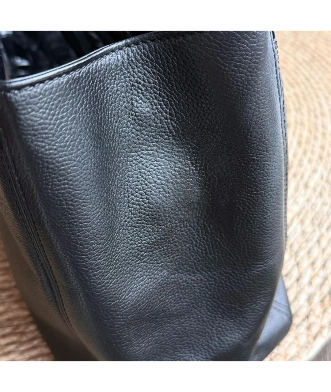 CHANEL Черная кожаная сумка с короткими ручками, фото 5