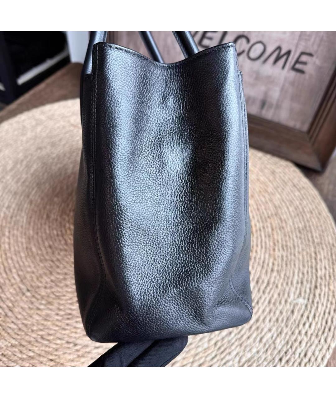 CHANEL Черная кожаная сумка с короткими ручками, фото 4