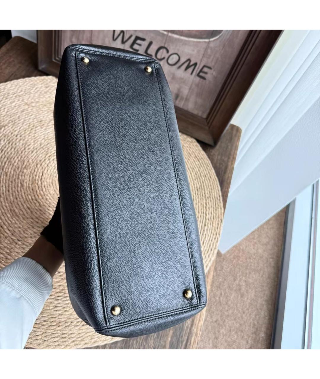 CHANEL Черная кожаная сумка с короткими ручками, фото 7