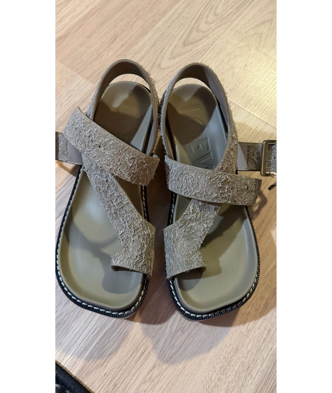 LOEWE Хаки кожаные сандалии, фото 2