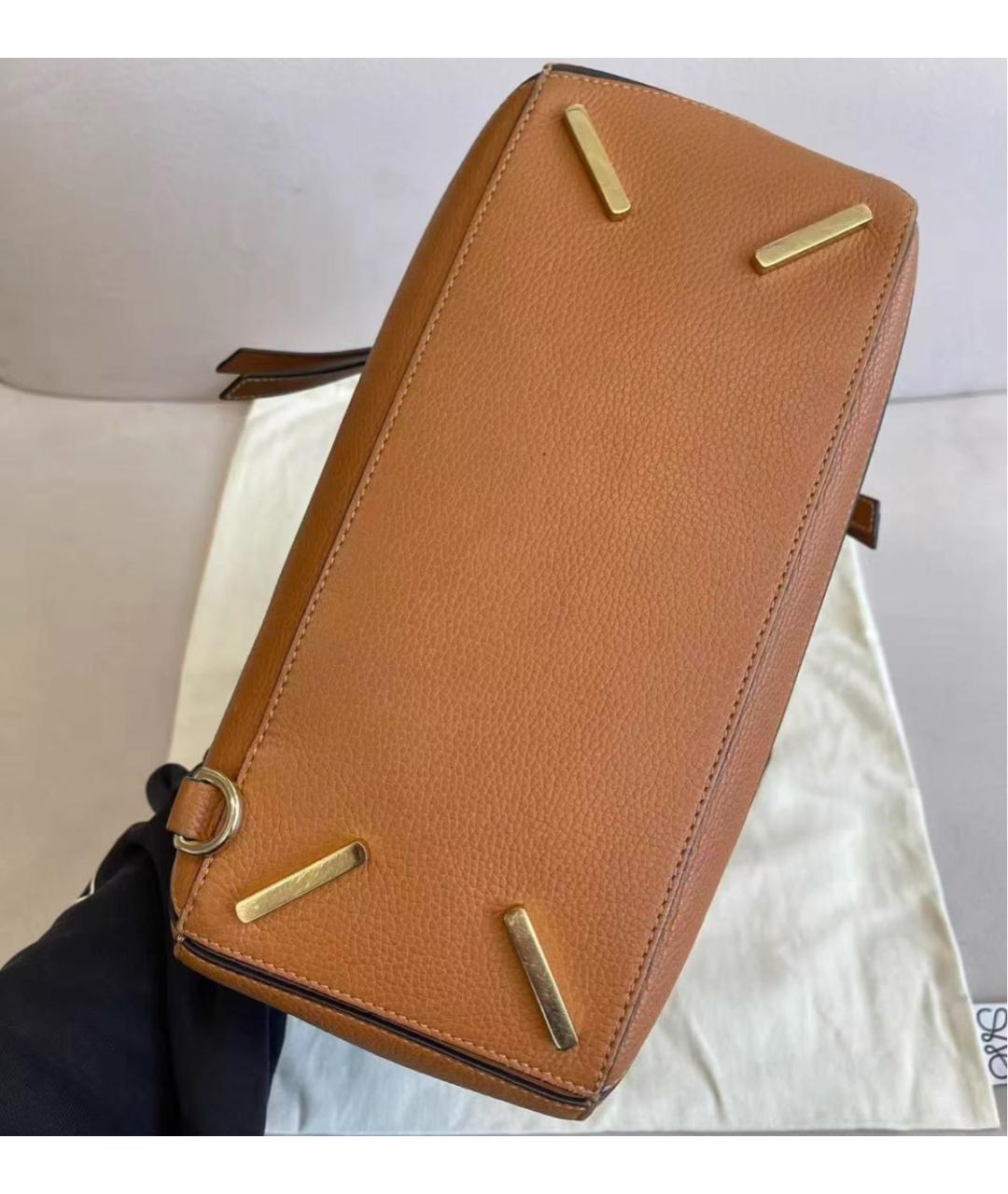 LOEWE Коричневая кожаная сумка с короткими ручками, фото 5