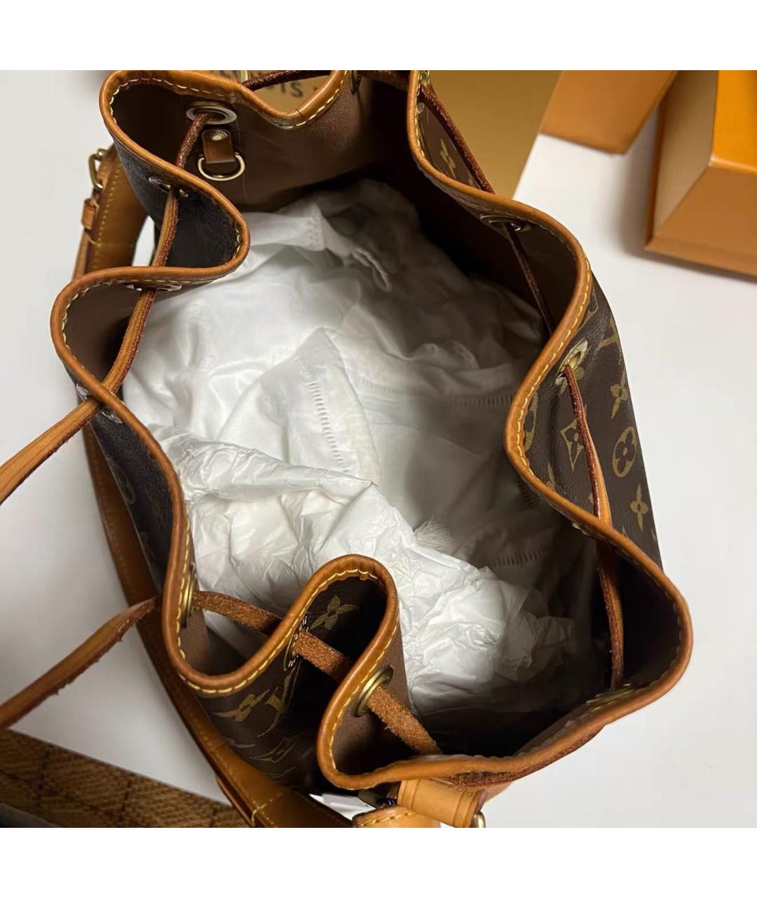 LOUIS VUITTON Коричневая кожаная сумка тоут, фото 5