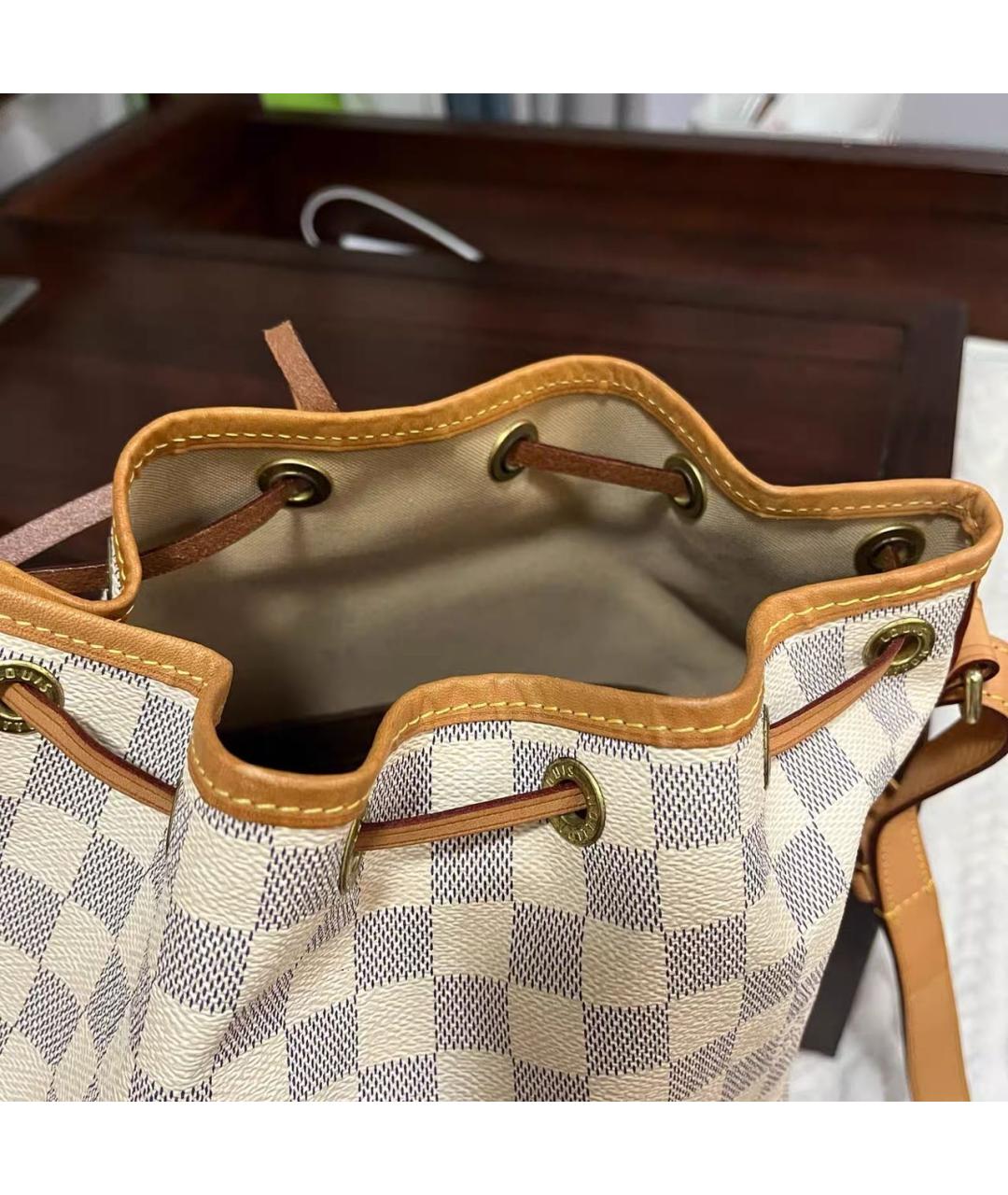 LOUIS VUITTON Бежевая кожаная сумка через плечо, фото 7