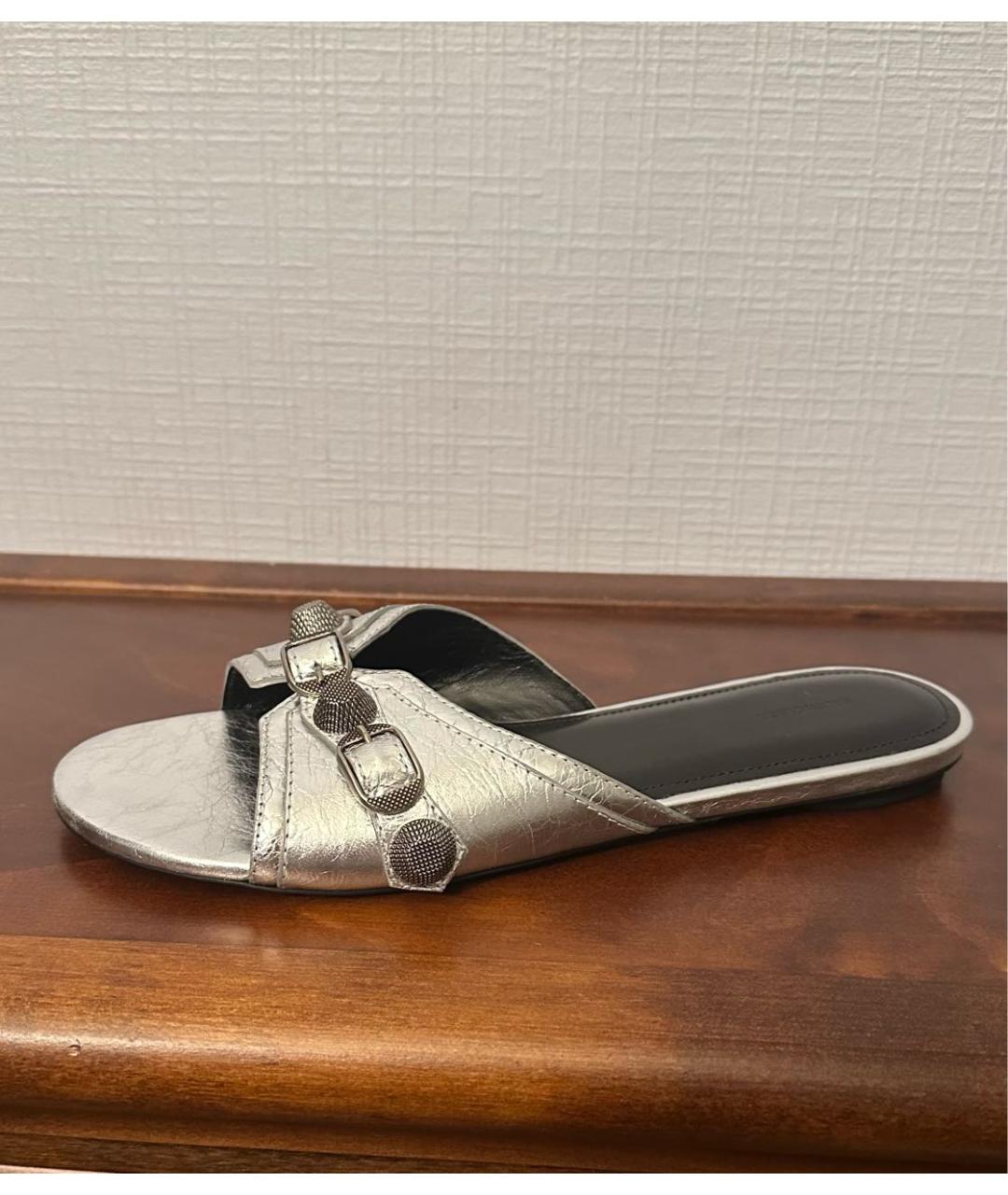 BALENCIAGA Серебряные кожаные шлепанцы, фото 9