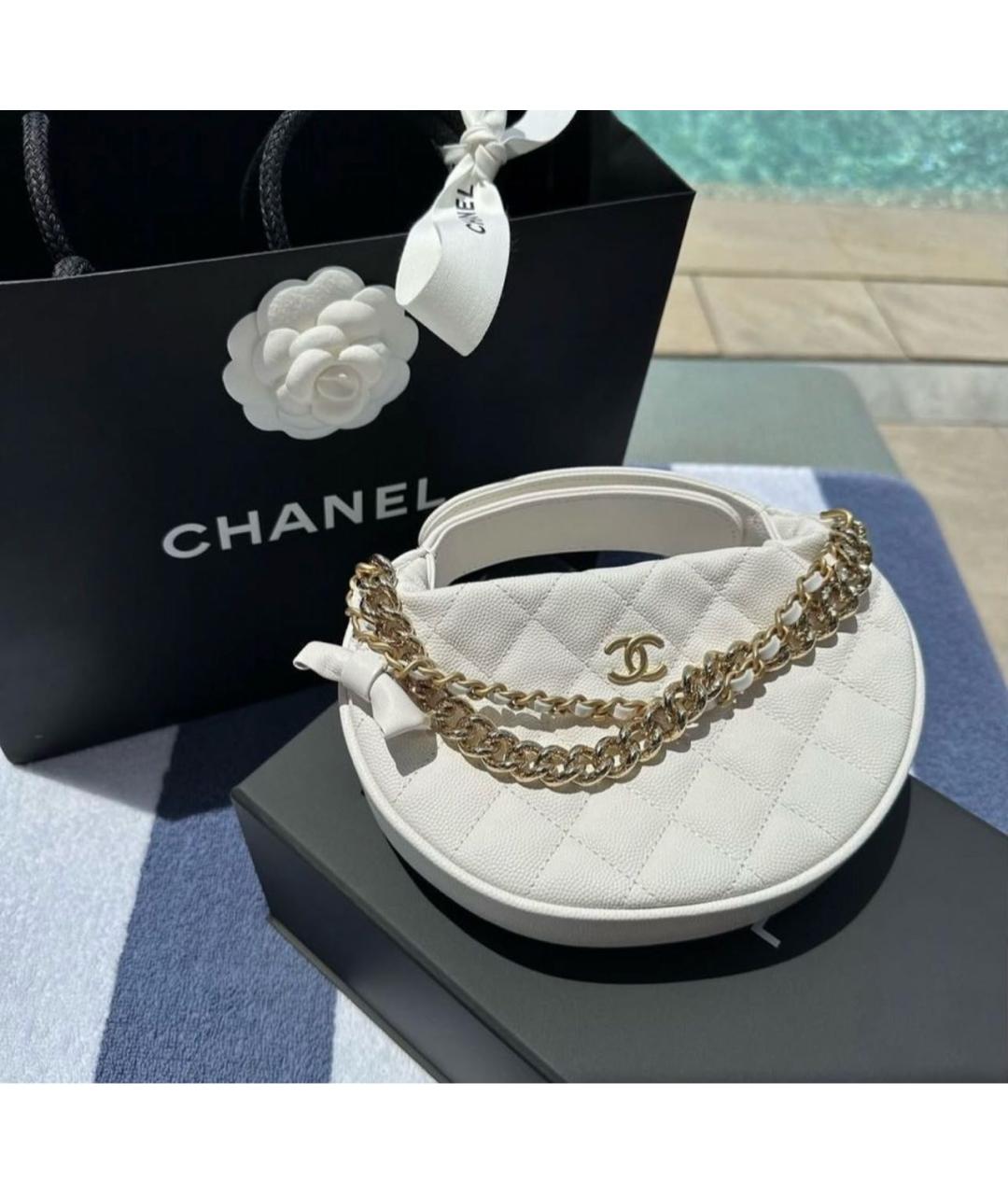 CHANEL Белая кожаная сумка с короткими ручками, фото 3