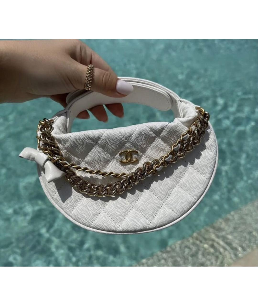 CHANEL Белая кожаная сумка с короткими ручками, фото 2