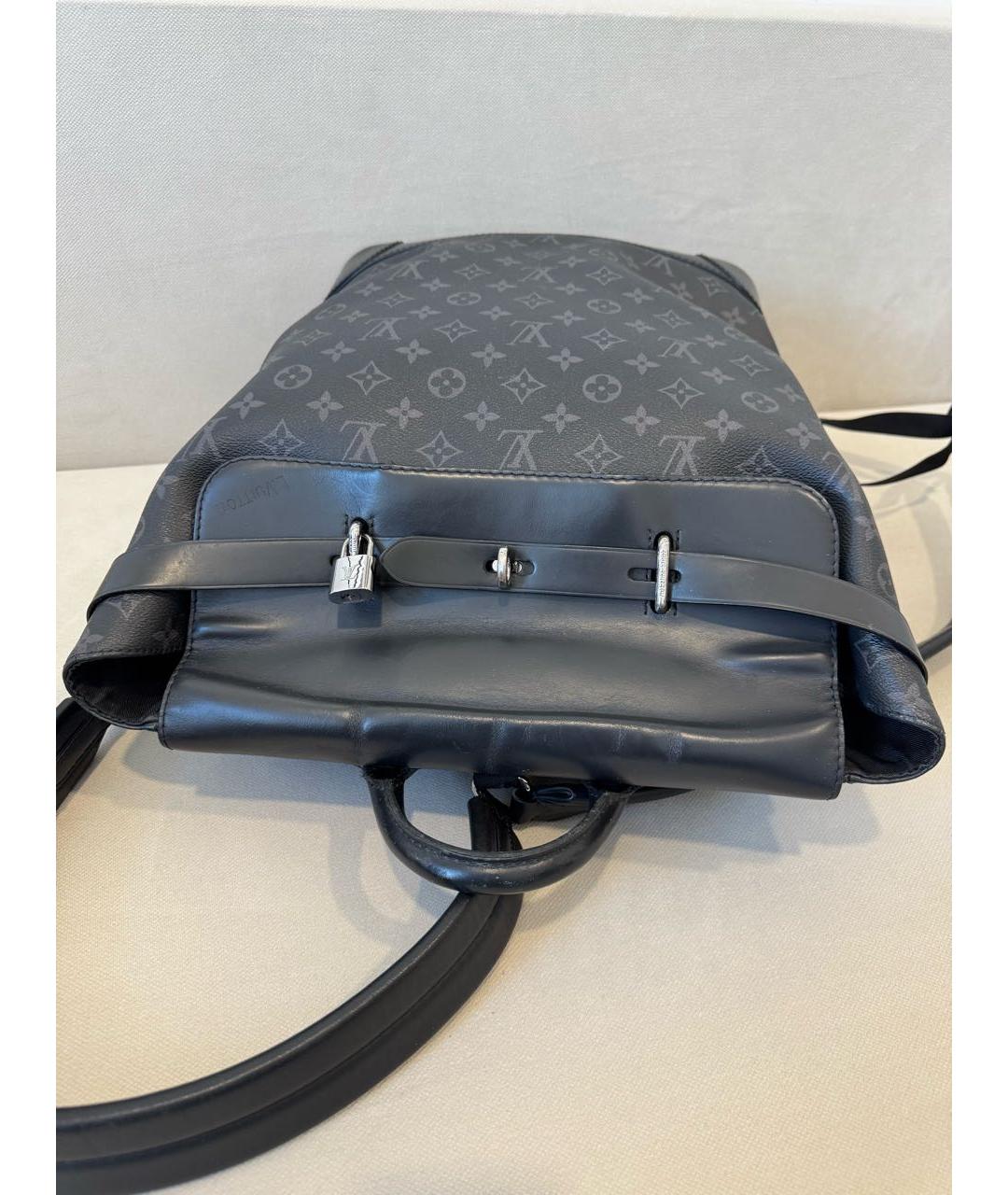 LOUIS VUITTON Черный рюкзак из искусственной кожи, фото 8