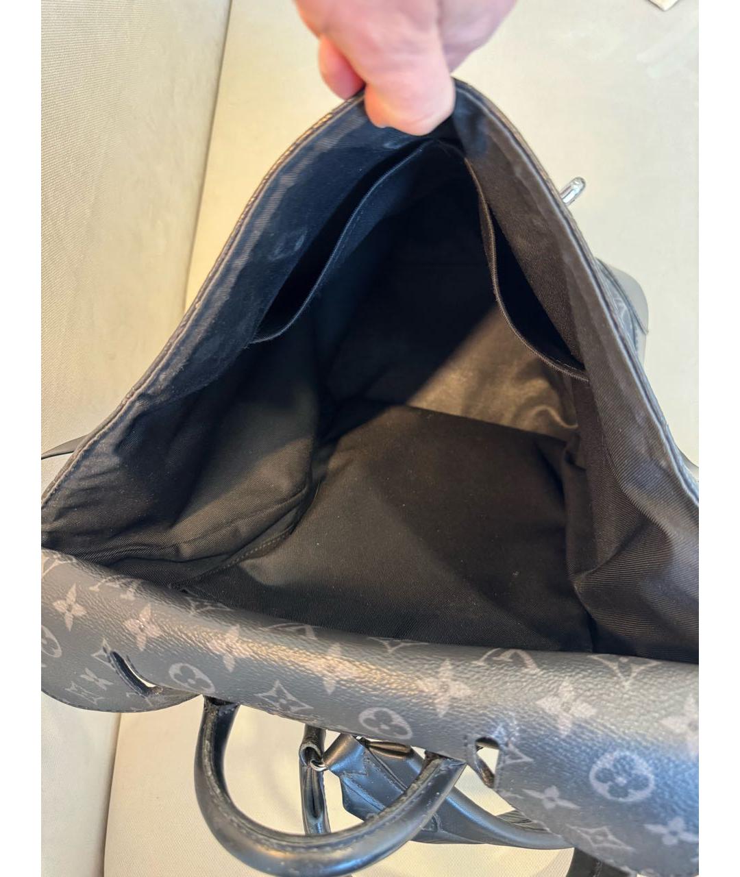 LOUIS VUITTON Черный рюкзак из искусственной кожи, фото 4