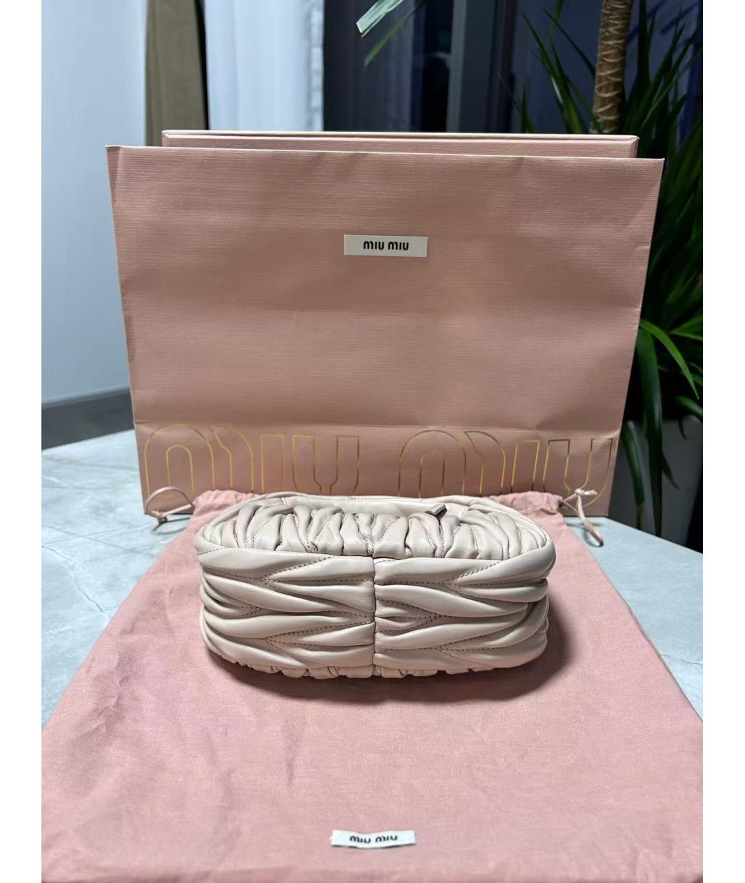 MIU MIU Розовая кожаная сумка с короткими ручками, фото 4