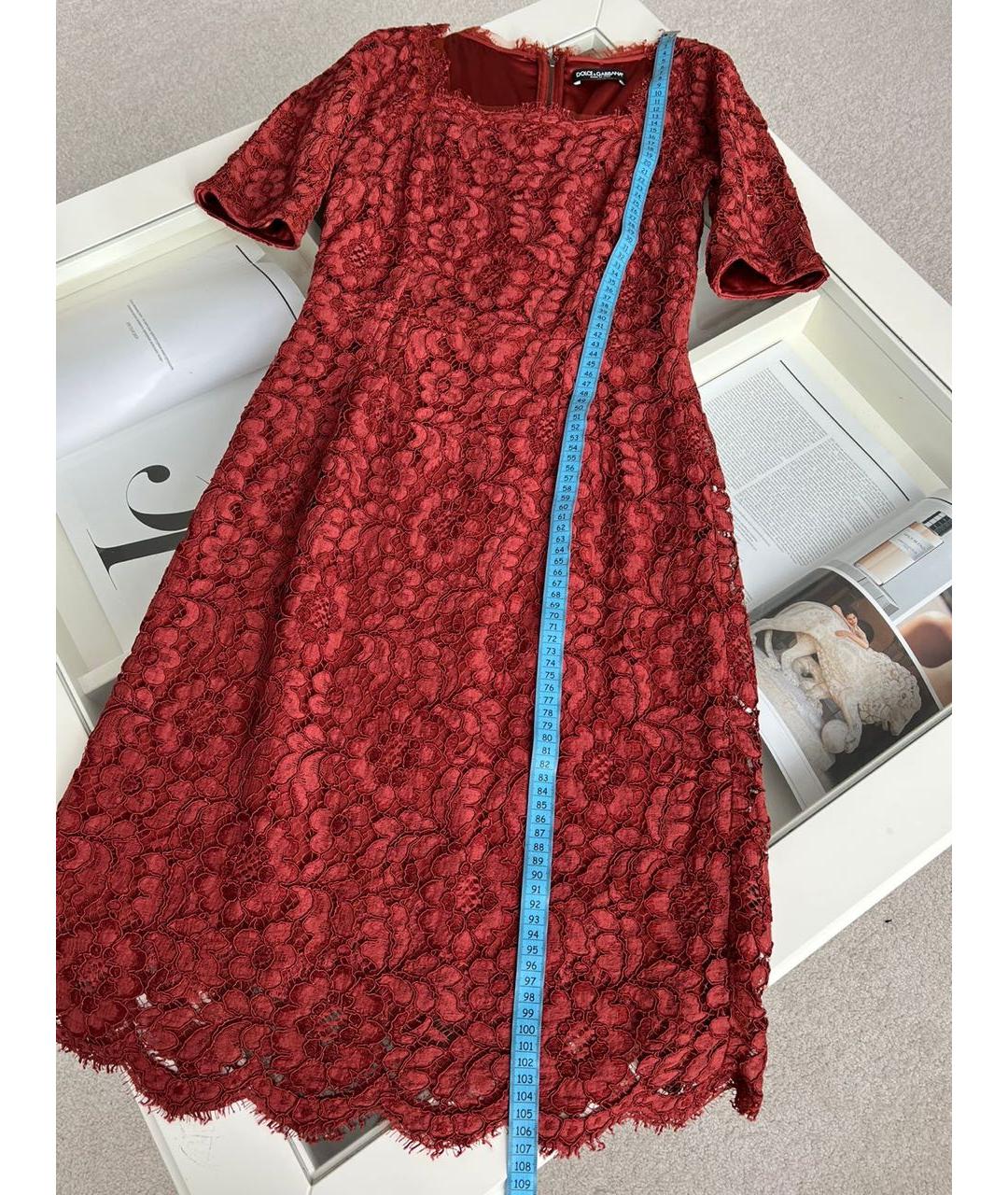 DOLCE&GABBANA Бордовое кружевное коктейльное платье, фото 7