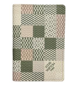 LOUIS VUITTON Кардхолдер