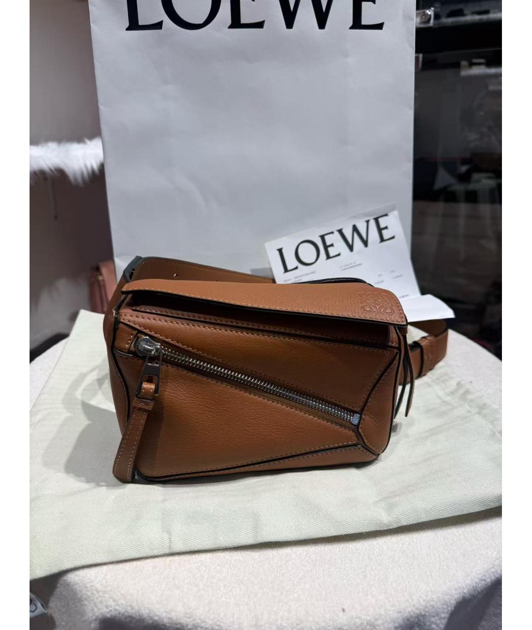 LOEWE Коричневая кожаная сумка с короткими ручками, фото 2
