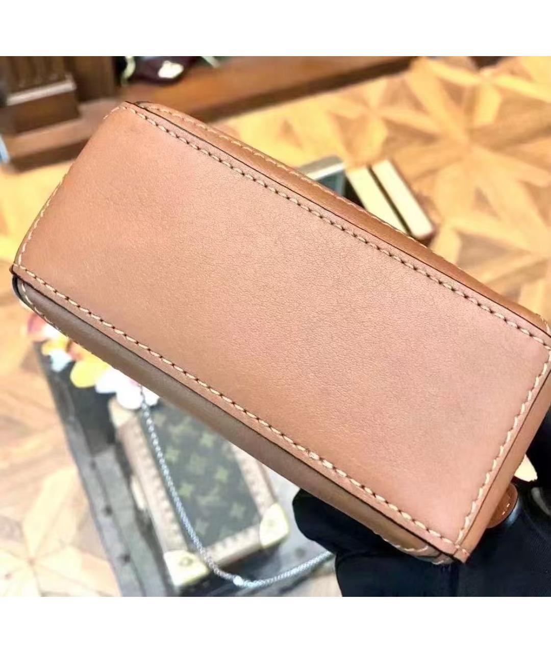 LOEWE Бежевая кожаная сумка с короткими ручками, фото 6