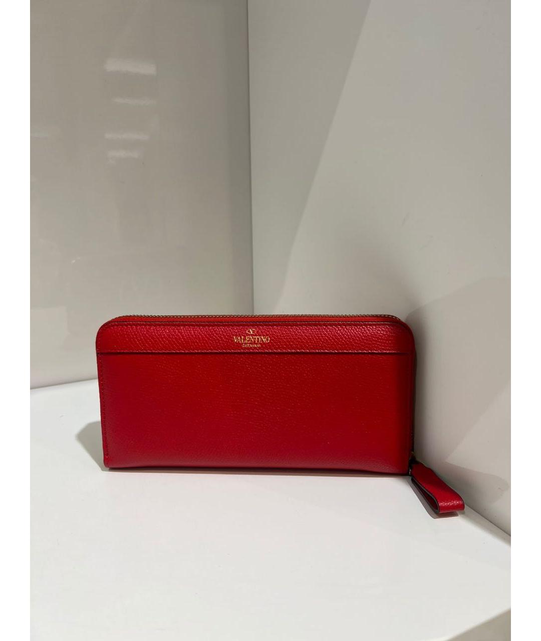 VALENTINO Красный кожаный кошелек, фото 3